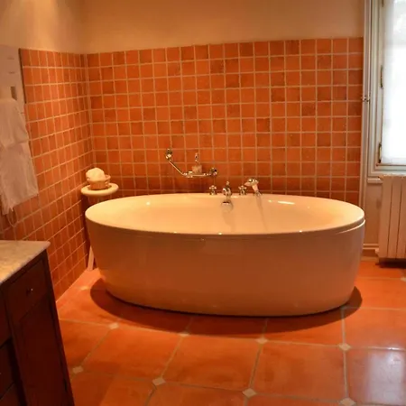 Bed & Breakfast La P'tite Cour
