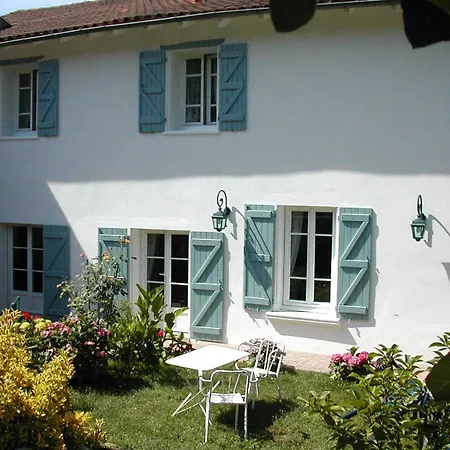 La P'tite Cour Montaigut-sur-Save